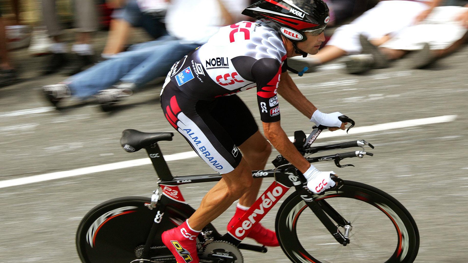 开云体育开云-配速策略合理，后程保速表现突出，配速概念